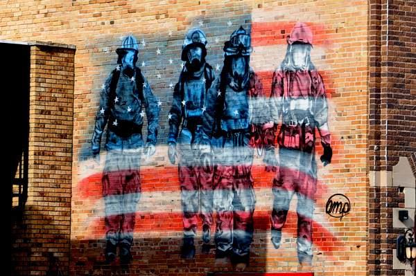 firemen mural on the side of Firehouse Brewing Company
